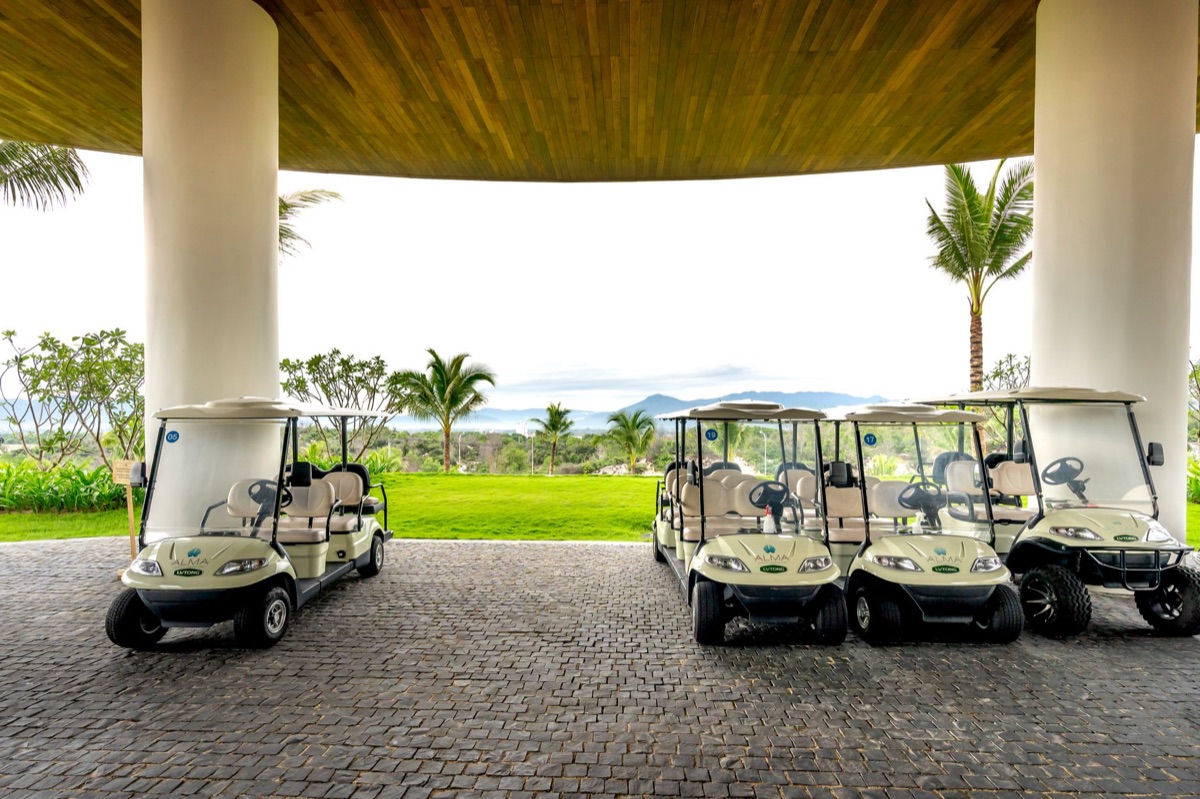 Golf resort booking terminal